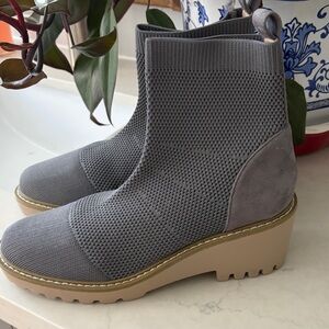 Chic Gray Ankle Boots